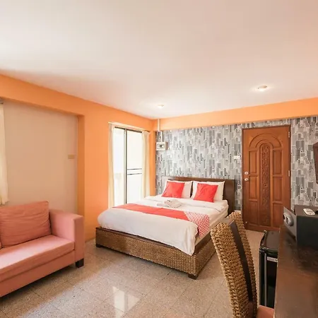 Oyo 110 Old Town Hotel